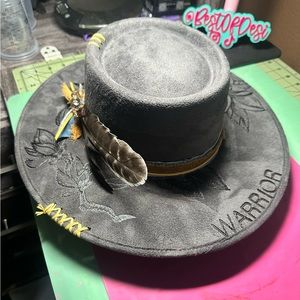 Hand drawn pyrography pen art - Magnolia Hat